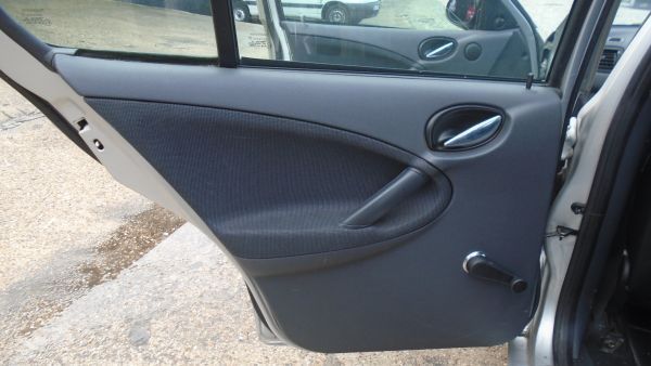 Para Peças Rover 25 Hatchback (Rf)