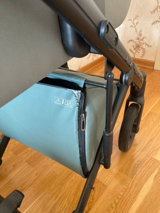 Продам коляску Anex