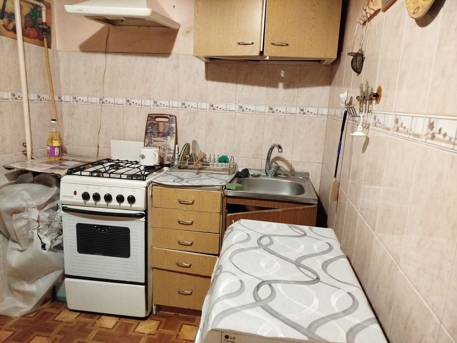 Оренда кімнати біля ТРЦ Квадрат (Воскресенка). БЕЗ господарів!