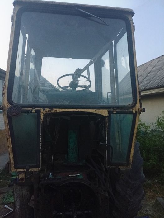 Продам кабіну трактора ЮМЗ 6