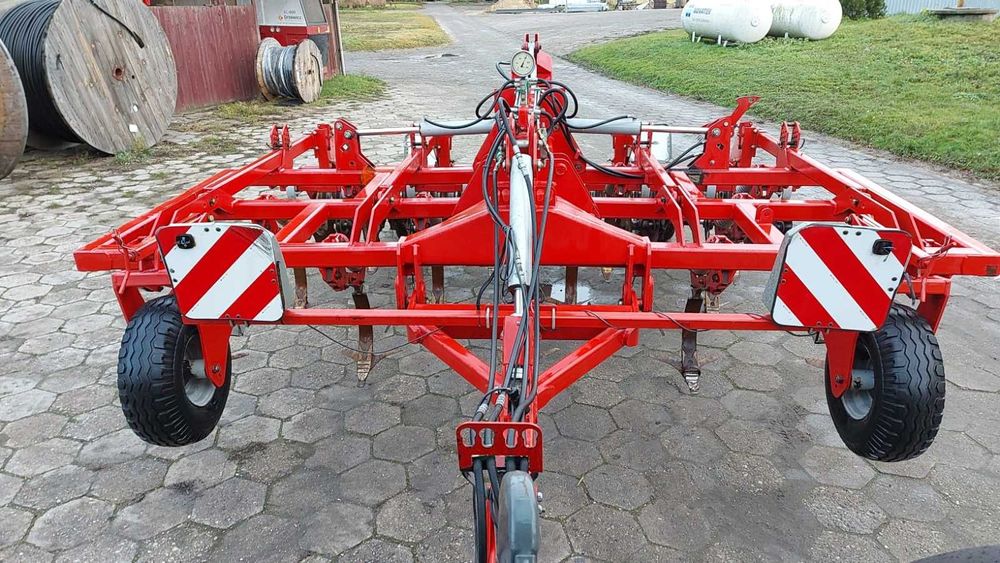 Agregat do bezorkowej uprawy Kongskilde Delta Flex DF 4000 HT 4m