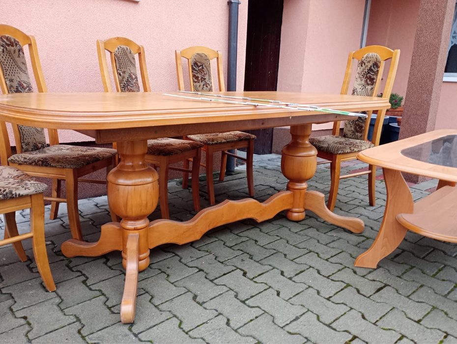 Sprzedam stół, 6 krzeseł i stolik