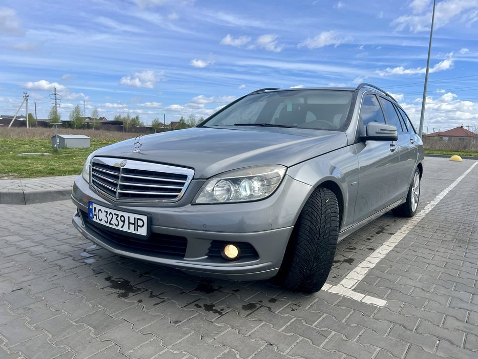 Mercedes-Benz C-Class 2010