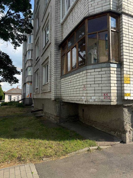 Продаж комерційного приміщення в центрі міста, р. Центрального ринку