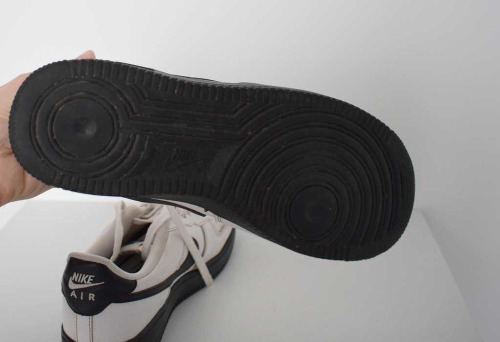 Nike ait Force białe czarne 38 ,5 unisex