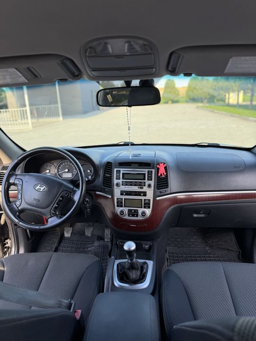 Продам Hyundai Santa FE 2007