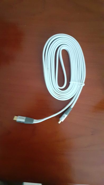 CABO HDMI PHILIPS, demasiado grande para as minhas necessidades