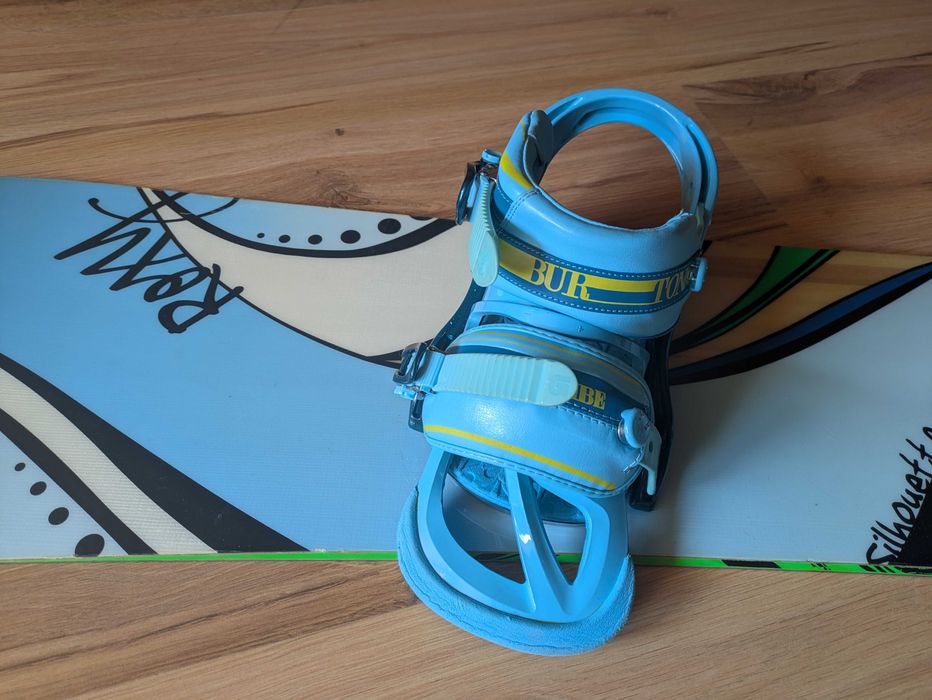 Deska snowboardowa Roxy + wiązania Burton