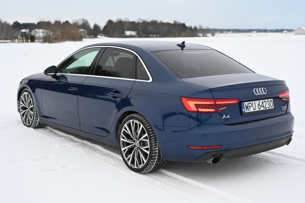 Audi A4 Limousine AUDI A4 B9 2016 252km QUATRRO S-tronic