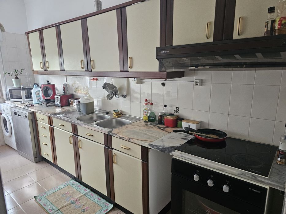 Quarto para arrendar