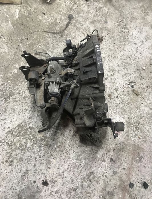 КПП коробка передач Toyota Avensis T25