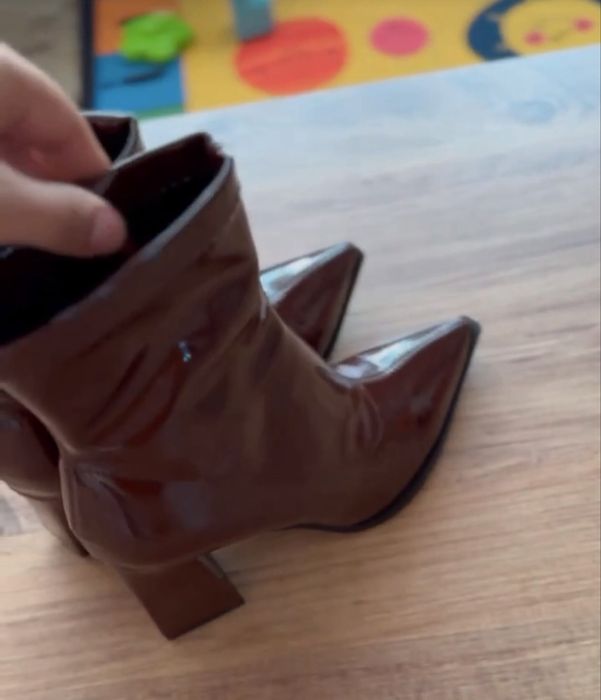 Ботильйони жіночі , бургундія