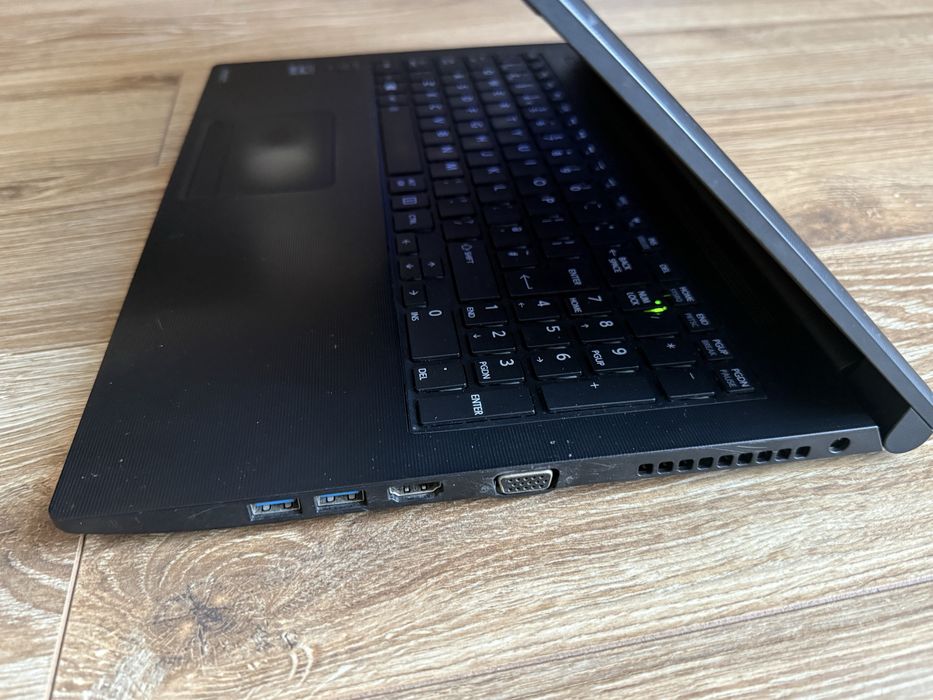 Laptop Toshiba Satellite R50-B i5/8GB/120SSD/Win11