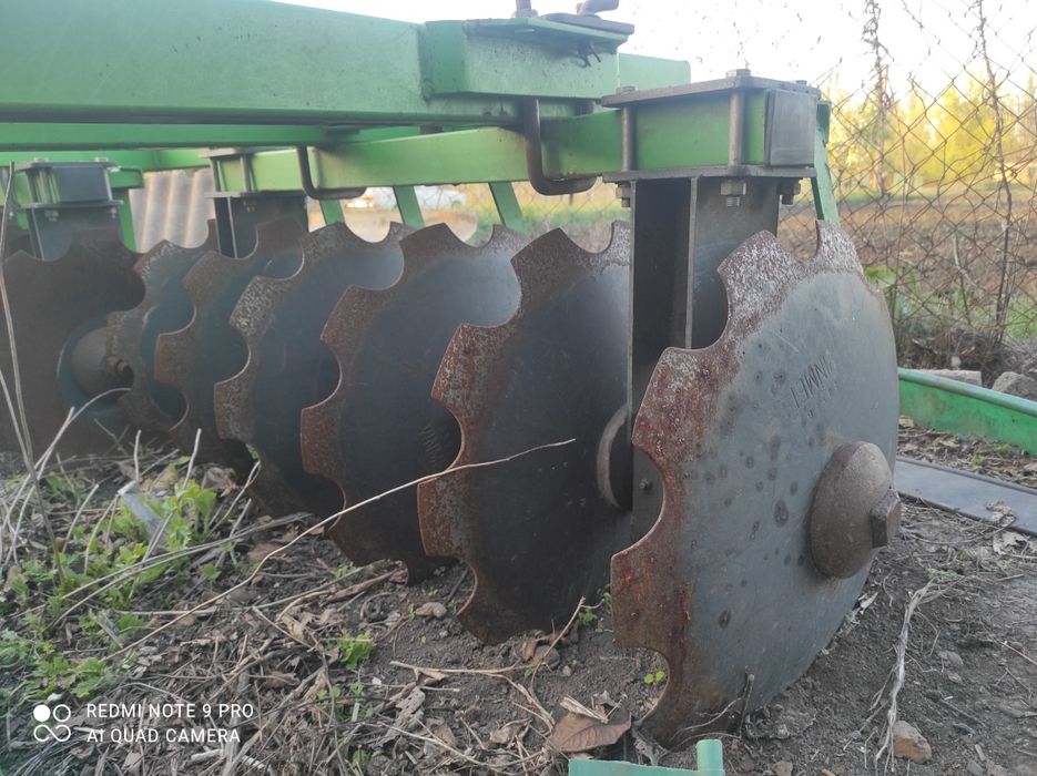 Дискова борона БДТ 2.7 ( навісна)