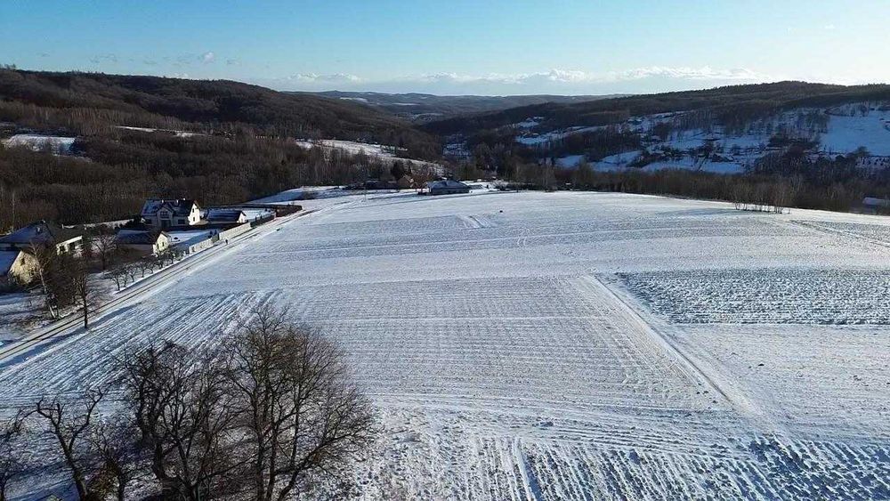 Widokowa działka Husów