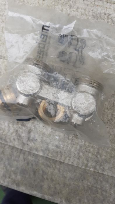 Zawory kontowe do grzejnika purmo