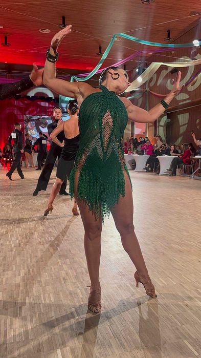 Sukienka latino  LA zielona na wzrost do 160 cm