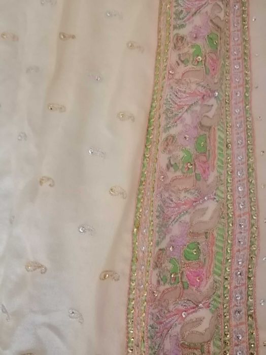 Tecido sari 5m seda lindo bordado negociável