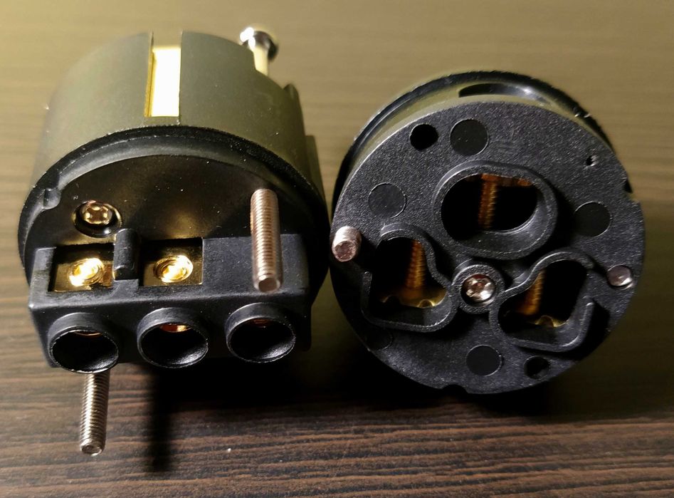 wtyki sieciowe komplet Schuko+IEC Valab Alloy Gold