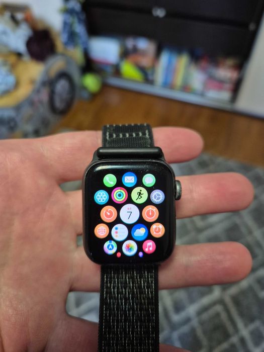 Apple Watch Series 4 Nike+ 40 mm