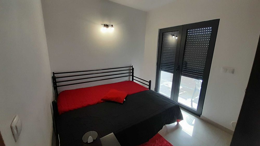 Arrenda-se agradável Apartamento T2 Peniche