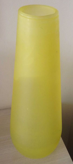 Jarras e vasos variados