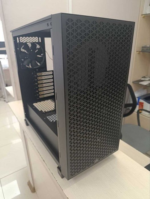 Корпус Corsair 3000D AirFlow Tempered Glass Black Уцінка новий відсутнє бокове скло
