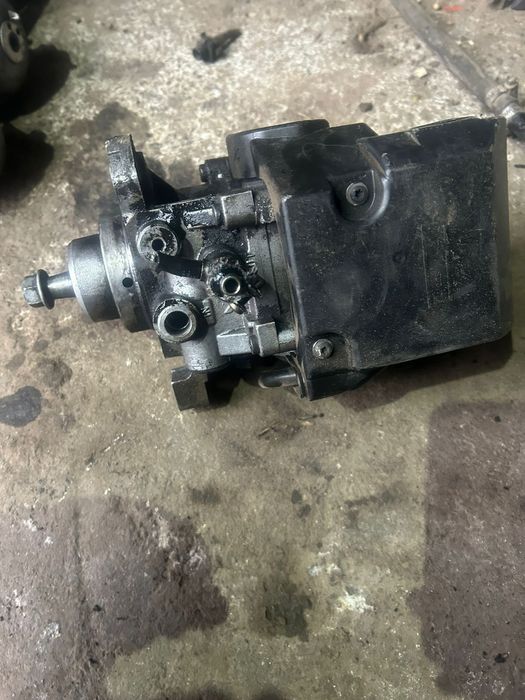Тнвд lucas om 604 2.2 топливний насос мерседес 210 202 ом 604