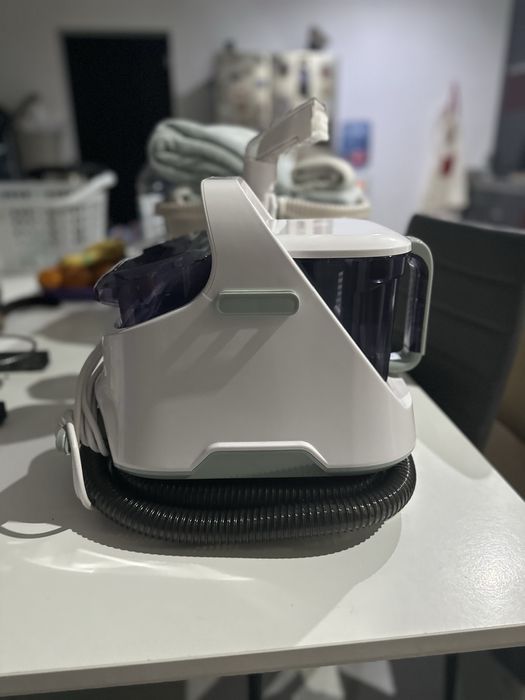 Aspirador a seco e molhado