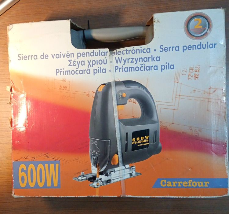 Serra de recortes 600w nova