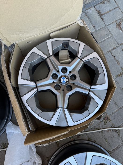 Диски bmw x1 u11 r18, 2024