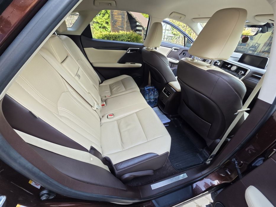 Lexus rx 450h 300 km