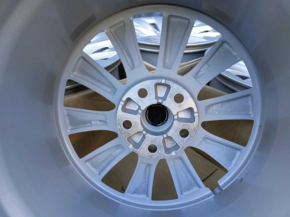 Oryginał felgi 20cali Tesla model X 5x120 nr2165