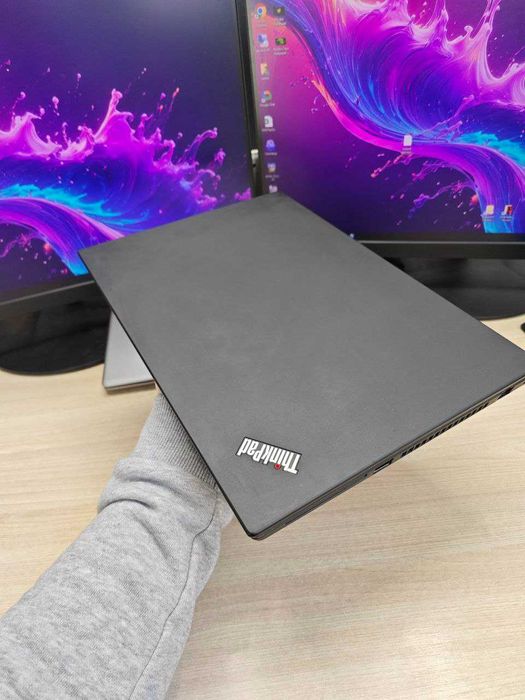 Потужний Lenovo ThinkPad T14 Gen1 •Core i7-10610U•32GB DDR4•512GB SSD