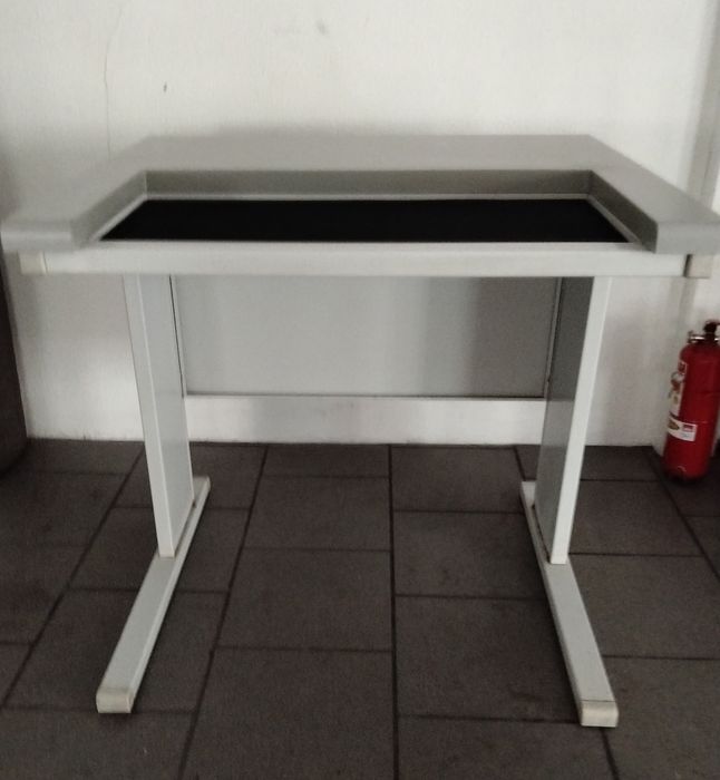 Mesa computador profissional