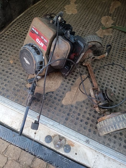 Salamandra e bombas de água e outros