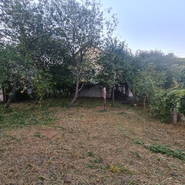 Продаж земельної ділянки з будинком Васильків