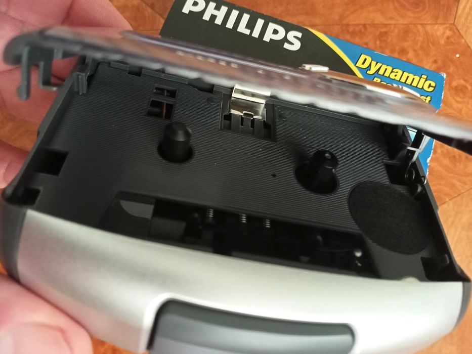 Плеер кассетный Philips AQ 6401 Personal Stereo