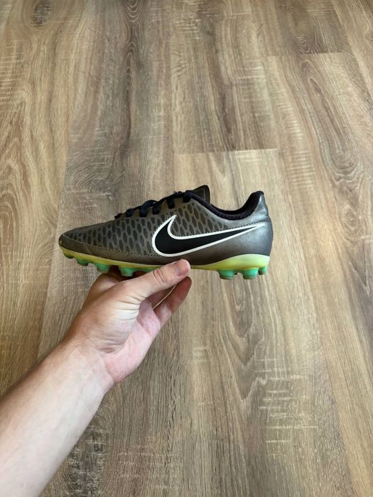 Бутси Nike Magista