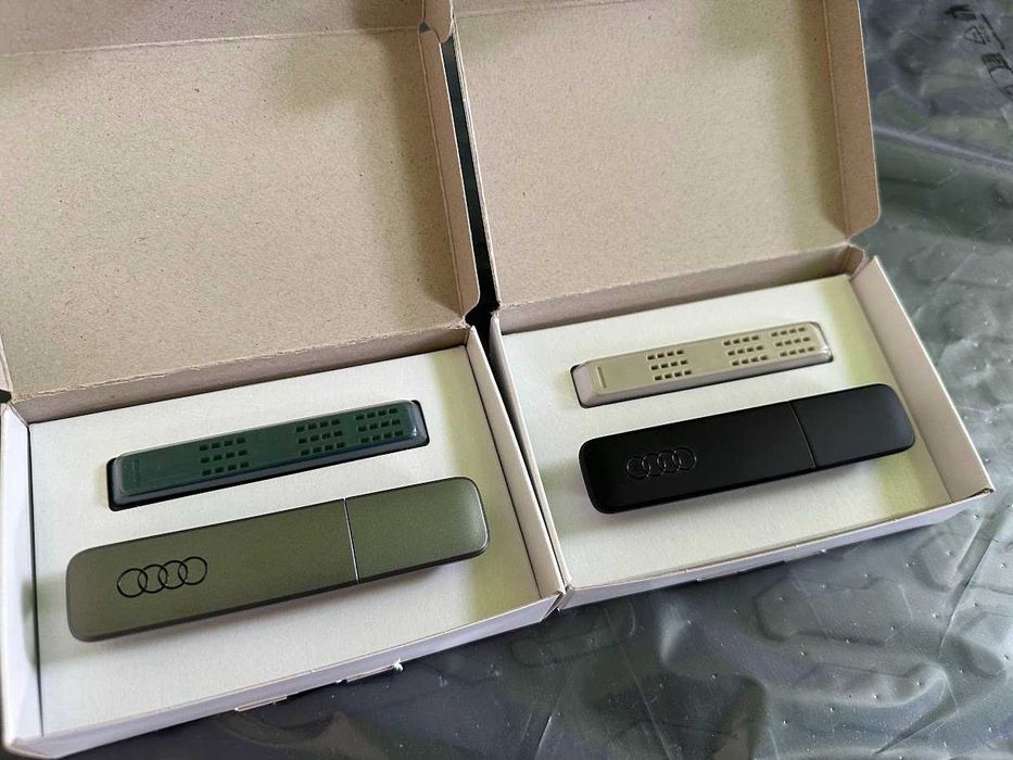 Ароматизатор Оригінал Audi Design Dispenser 85B087009A пахучка Platinum Grey 2026