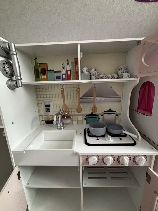 Кухня дитяча в гарному стані