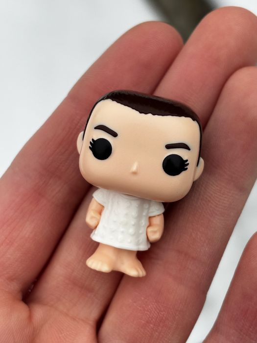 Обміняю фігурки дивні дива