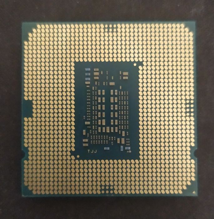 процесор i3 10105f BOX