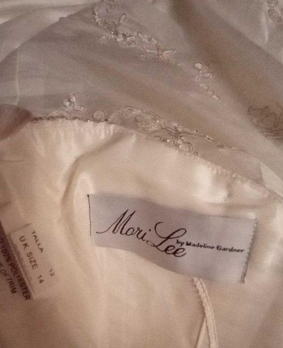 Продам свадебное платье Mori Lee со шлейфом (размер 12-14)