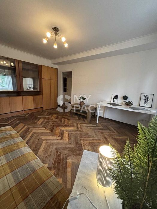 БЕЗ КОМІСІЇ Продаж 3-к квартири вул.Антонова 43 Солом'янський район