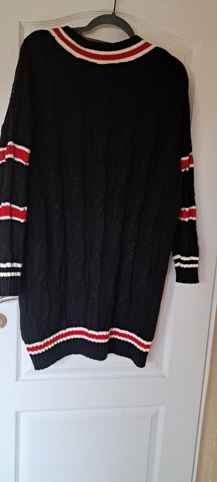 Nowy dlugi sweter typu college rozm m/l