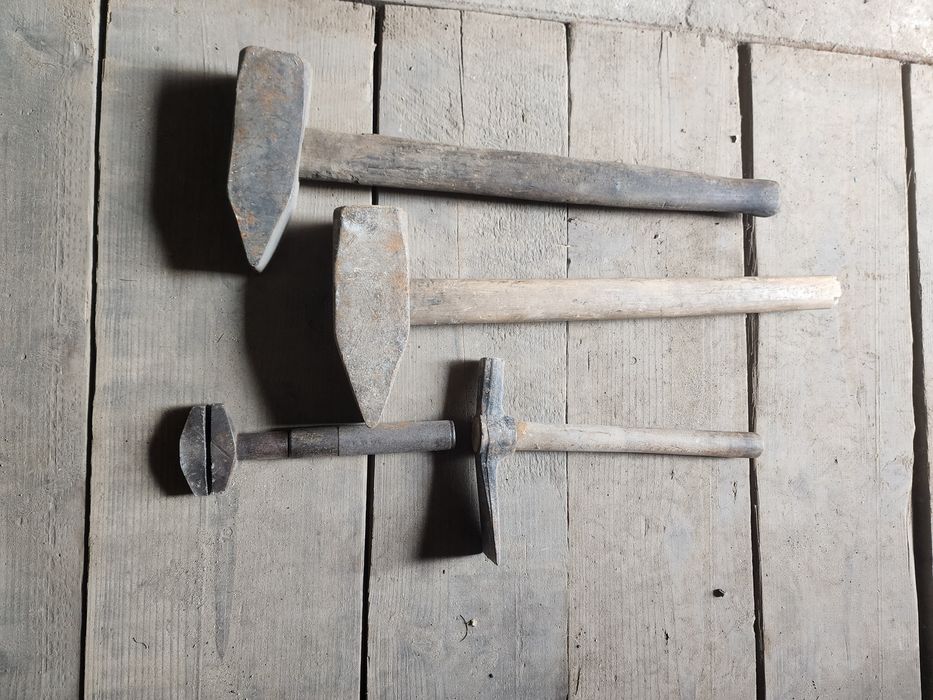 Młotki 3 szt i klucz