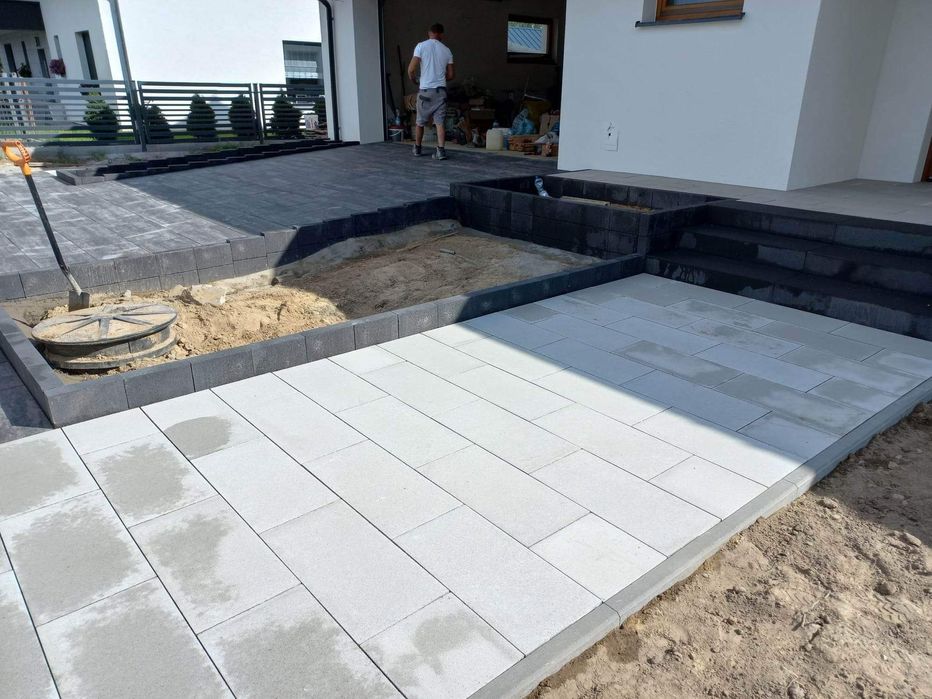 Układanie kostki. Kostka brukowa. Brukarstwo