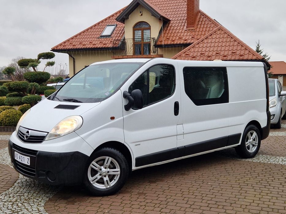 Opel Vivaro  Opel Vivaro L2 H1 6-osób Klima Long