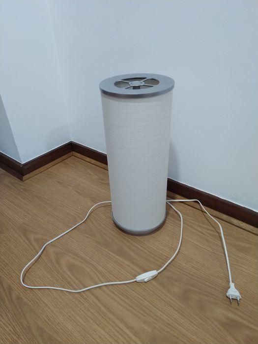 Candeeiro de Mesa IKEA para Hall, Sala ou Escritório